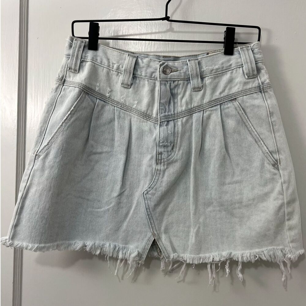 Free People We The Free Light Wash Sidecar Pleat Distressed Skirt Women's 27